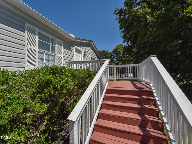 6124 Heath Hawkins Ct, Willow Springs, NC 27592