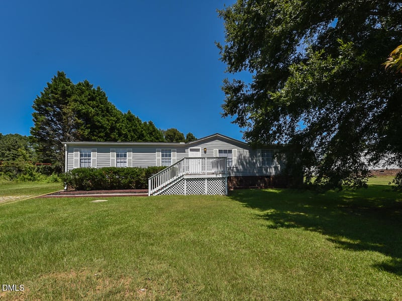 6124 Heath Hawkins Ct, Willow Springs, NC 27592