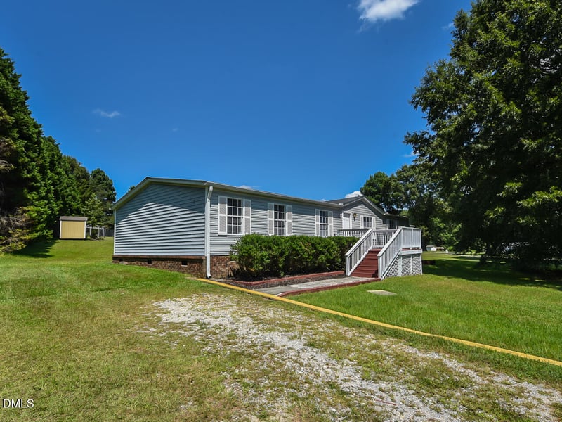 6124 Heath Hawkins Ct, Willow Springs, NC 27592