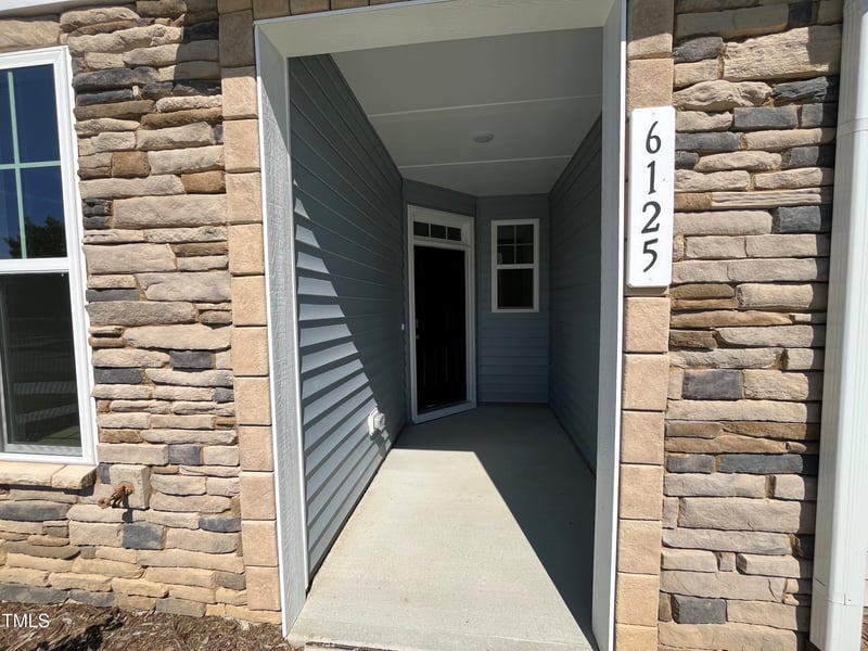 6125 Arsenal Ave, Raleigh, NC 27610