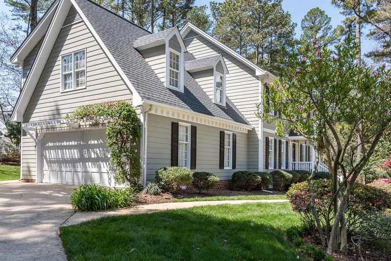6125 Chowning Ct, Raleigh, NC 27612