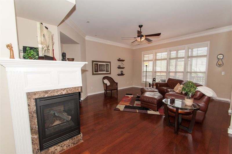 6127 Blakeman Ln, Raleigh, NC 27617
