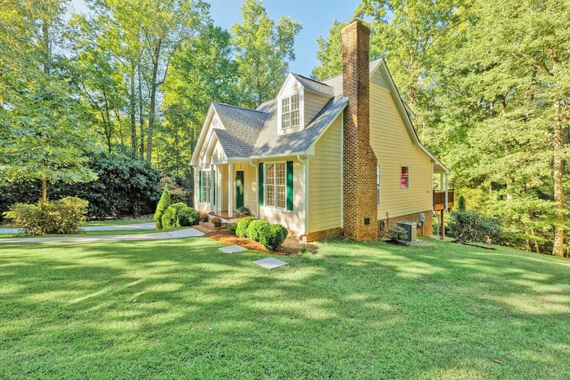6128 Powell Ridge Rd, Holly Springs, NC 27540