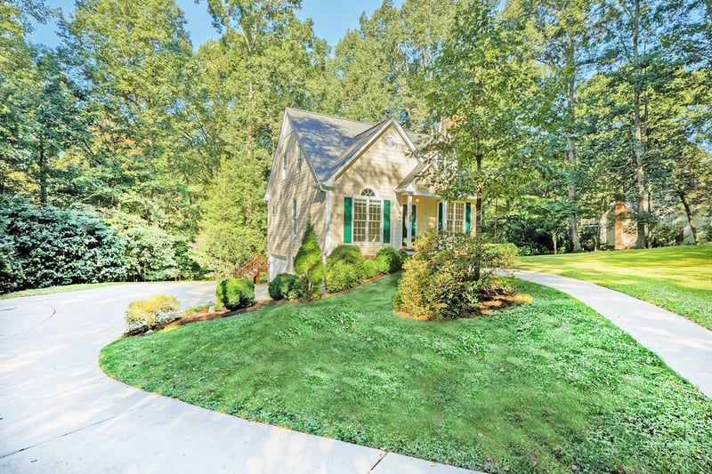 6128 Powell Ridge Rd, Holly Springs, NC 27540