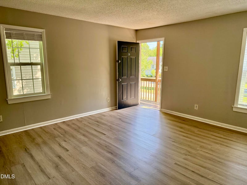 6128 Spice Ridge Ln, Raleigh, NC 27606