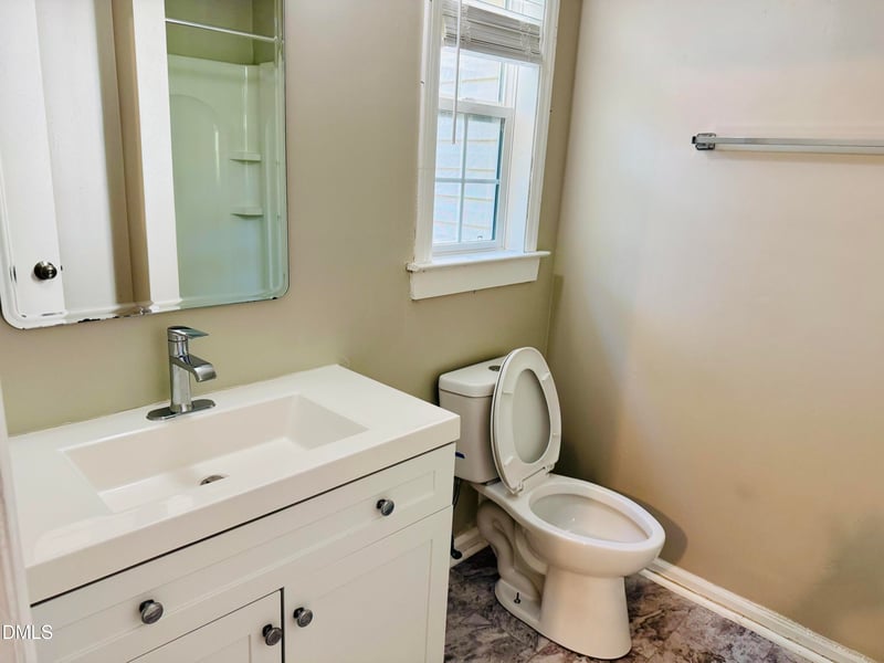 6128 Spice Ridge Ln, Raleigh, NC 27606