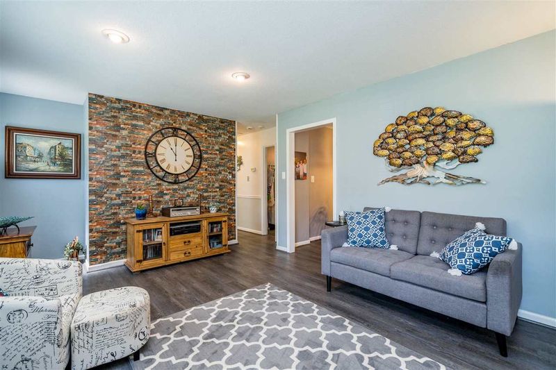 6128 Yellowstone Dr, Durham, NC 27713