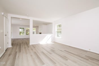 613 Ashburn Ln, Durham, NC 27703