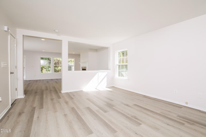 613 Ashburn Ln, Durham, NC 27703