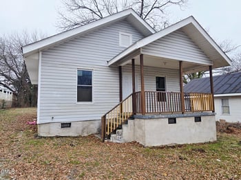 613 Avon Ave, Burlington, NC 27215