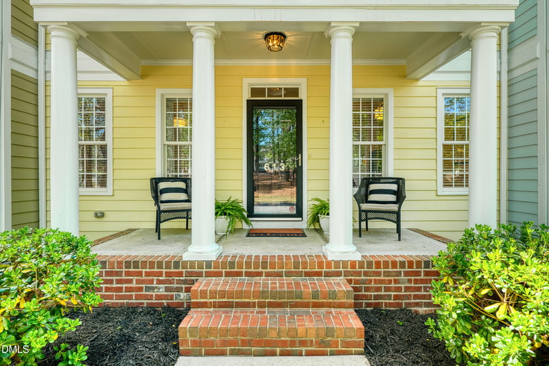 613 Battery Walk Ln, Cary, NC 27519