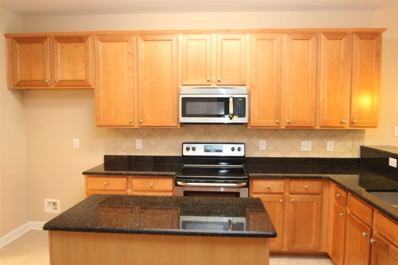 613 Beech Hanger Rd, Morrisville, NC 27560
