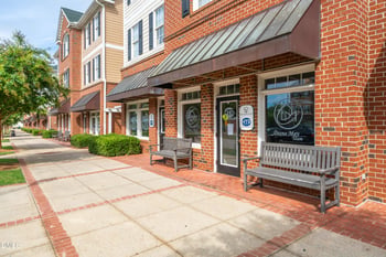613 Charleston Dr, Clayton, NC 27527