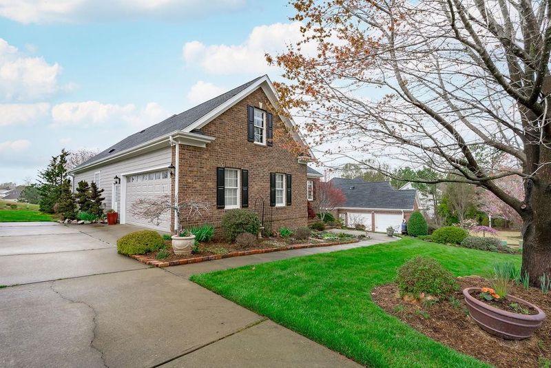 613 Competition Rd, Raleigh, NC 27603
