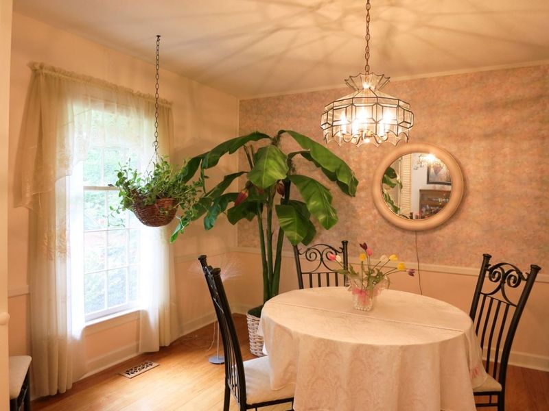 613 Compton Rd, Raleigh, NC 27609