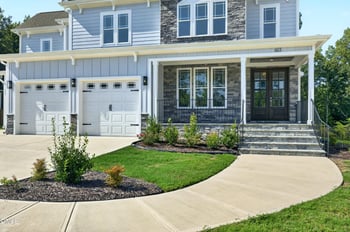 613 Darian Woods Dr, Holly Springs, NC 27540