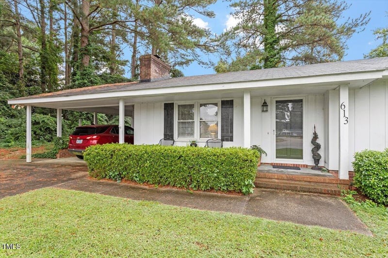 613 Devon Pl, Zebulon, NC 27597