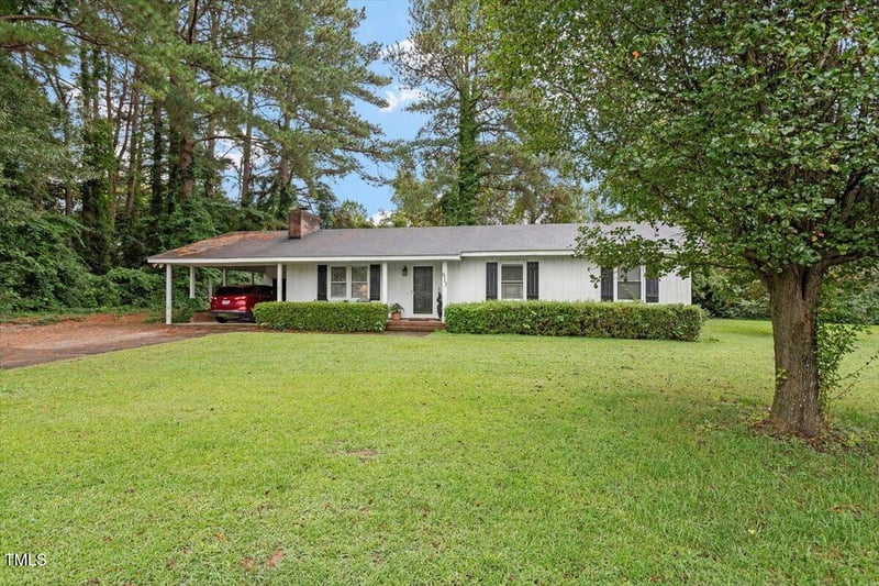 613 Devon Pl, Zebulon, NC 27597