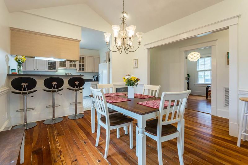 613 Elm St, Raleigh, NC 27604