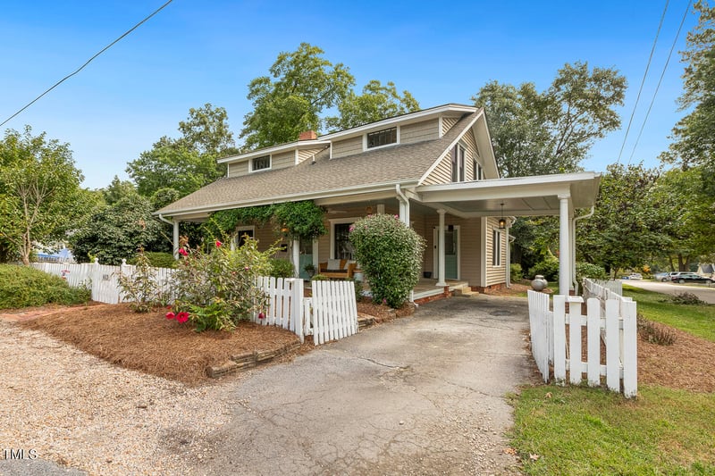 613 Fuquay Ave, Fuquay Varina, NC 27526