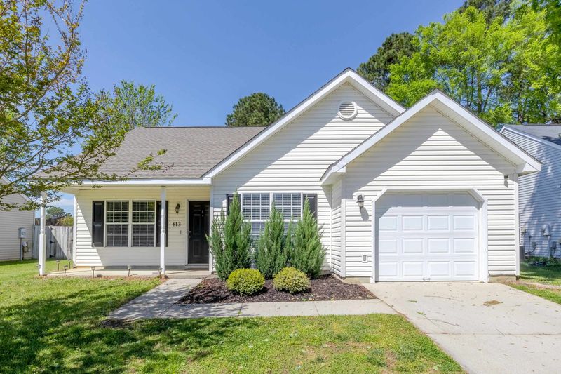 613 Hanska Way, Raleigh, NC 27610