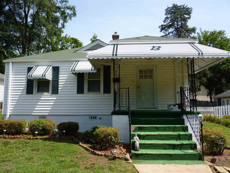 613 Harding St, Raleigh, NC 27604