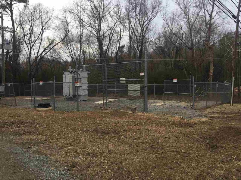 613 N Johnson Dr, Benson, NC 27504
