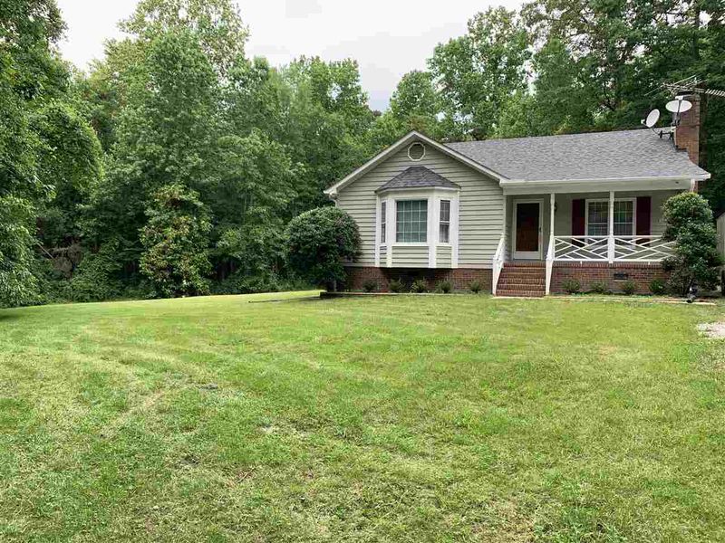 613 Kristin Dr, Garner, NC 27529