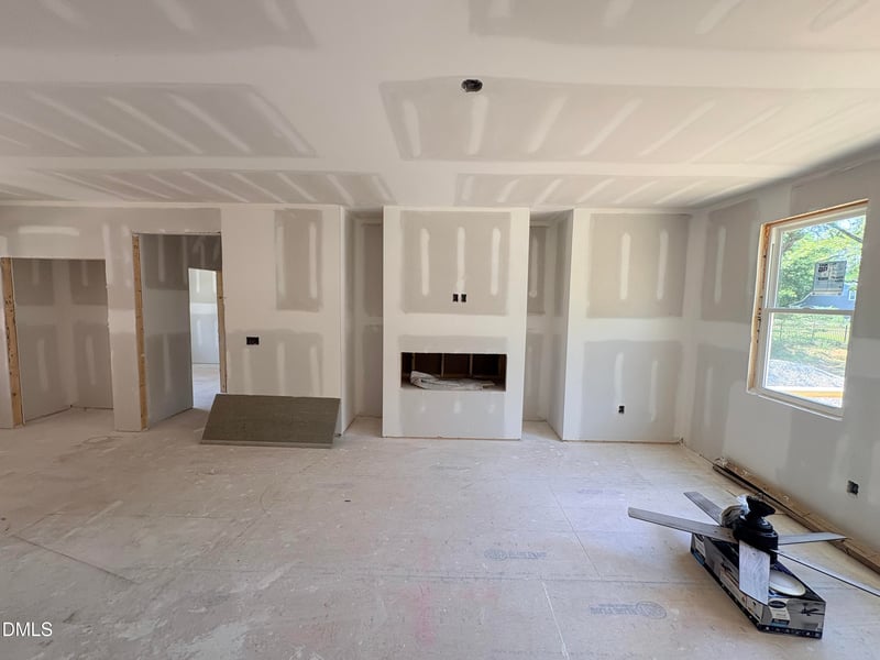 613 Pearces Rd, Zebulon, NC 27597