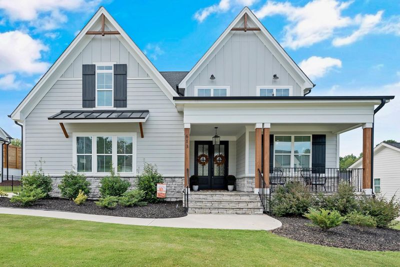 613 Pelzer Dr, Wake Forest, NC 27587