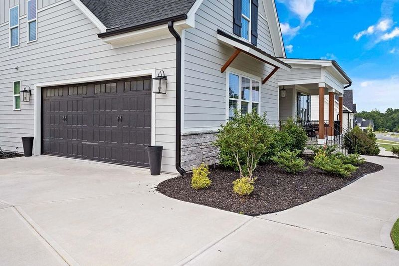613 Pelzer Dr, Wake Forest, NC 27587