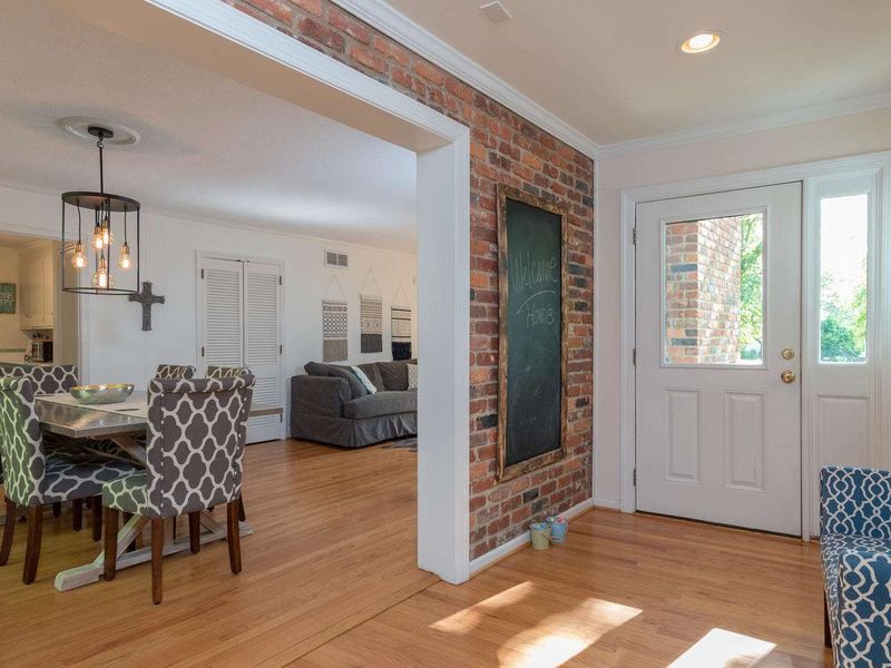 613 Shady Lawn Rd, Chapel Hill, NC 27514