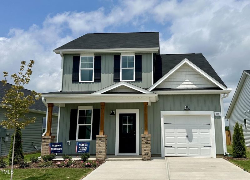 613 Sturgeon St, Smithfield, NC 27577