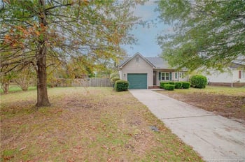 613 Winthrop Ct, Fayetteville, NC 28311