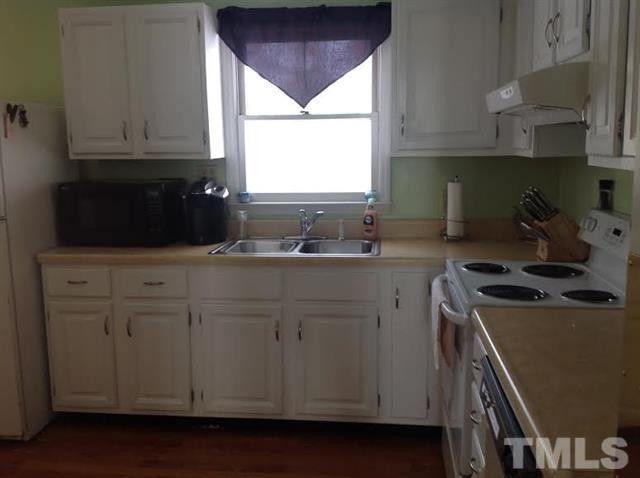 613 Yates Pl, Zebulon, NC 27597