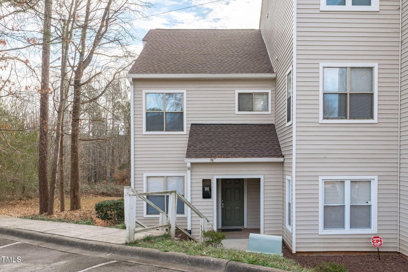 6131 Summerpointe Pl #101, Raleigh, NC 27606