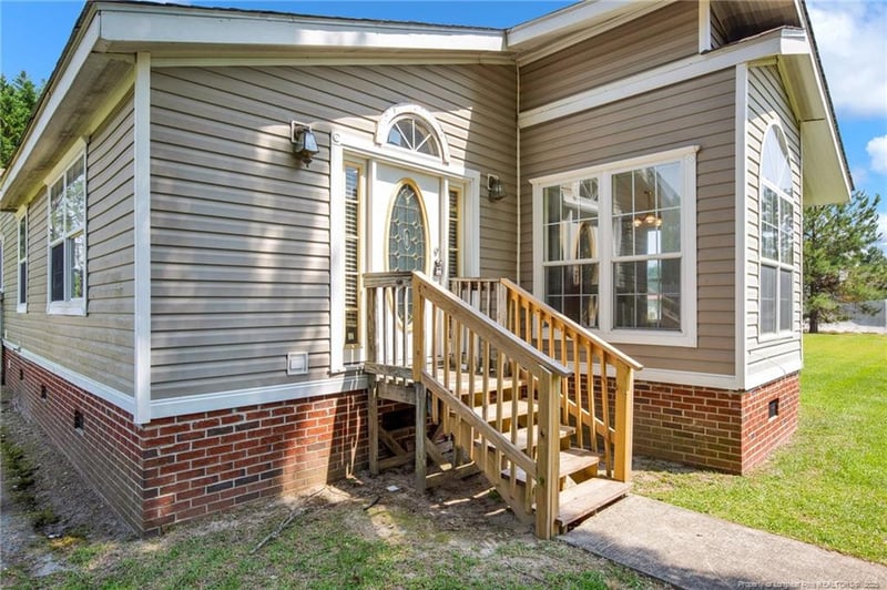 6131 Twiggs Ct, Hope Mills, NC 28348