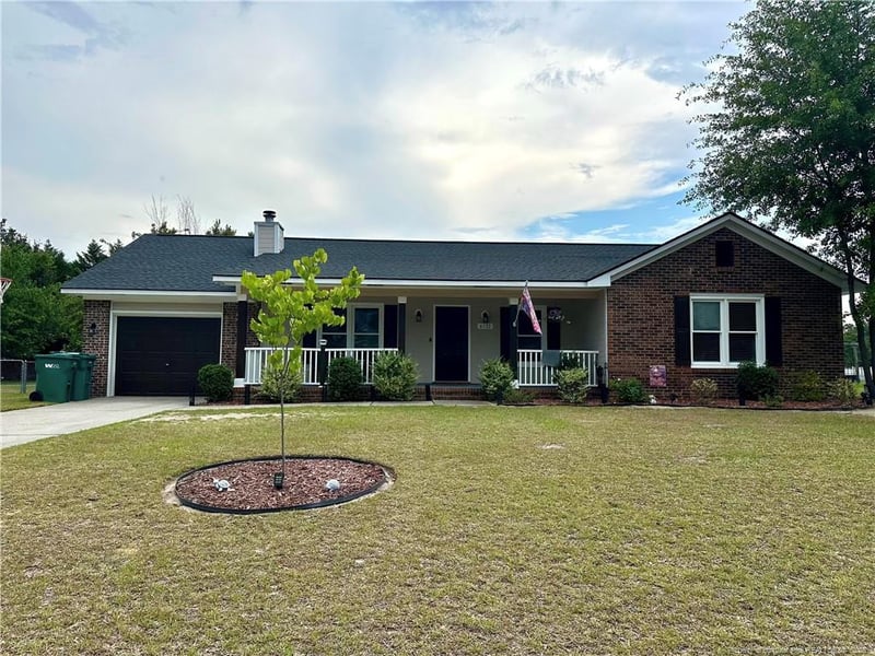 6132 Arabello Rd, Hope Mills, NC 28348