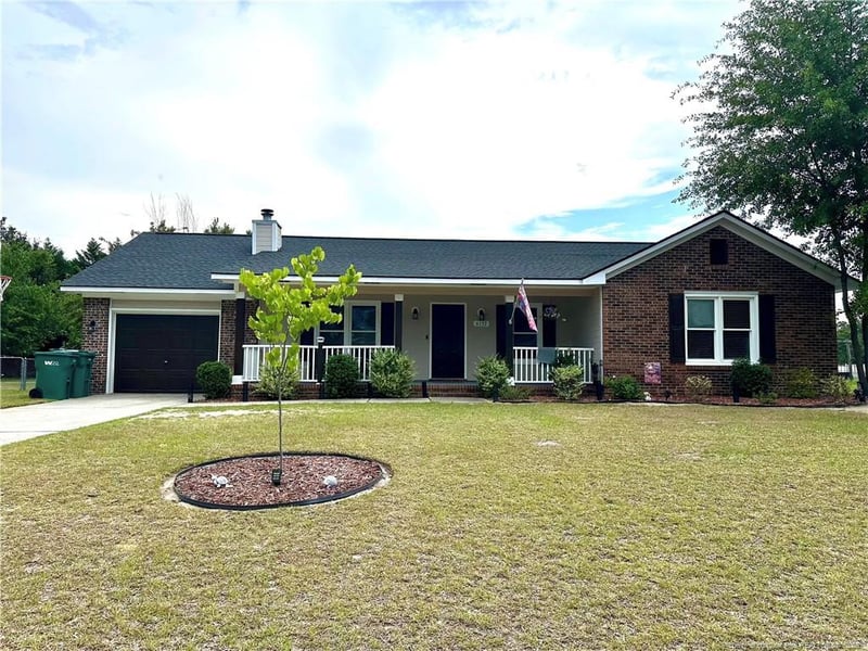 6132 Arabello Rd, Hope Mills, NC 28348