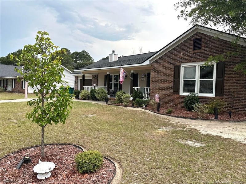 6132 Arabello Rd, Hope Mills, NC 28348