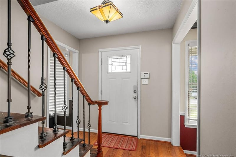 6132 Lakeway Dr, Fayetteville, NC 28306