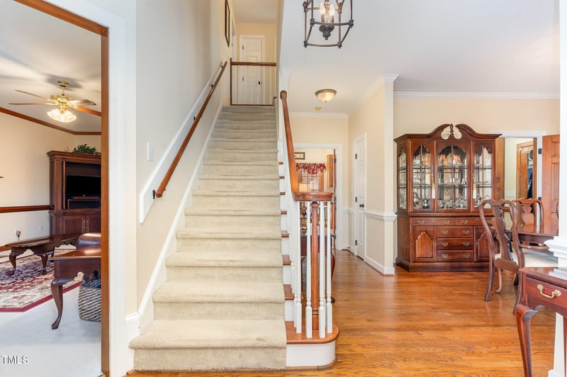 6132 Wolverhampton Dr, Raleigh, NC 27603