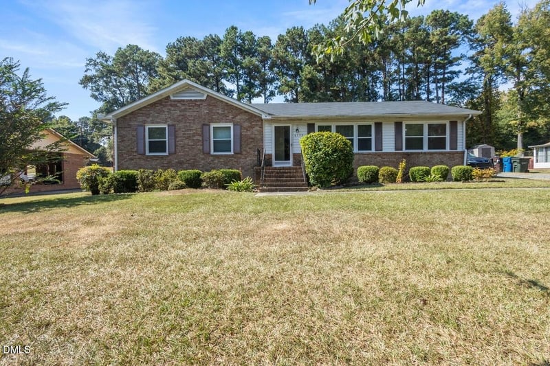 6132 Yellowstone Dr, Durham, NC 27713
