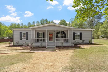 6133 Heath Hawkins Ct, Willow Springs, NC 27592
