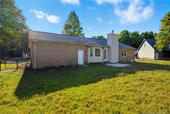 6137 Lakeway Dr, Fayetteville, NC 28306