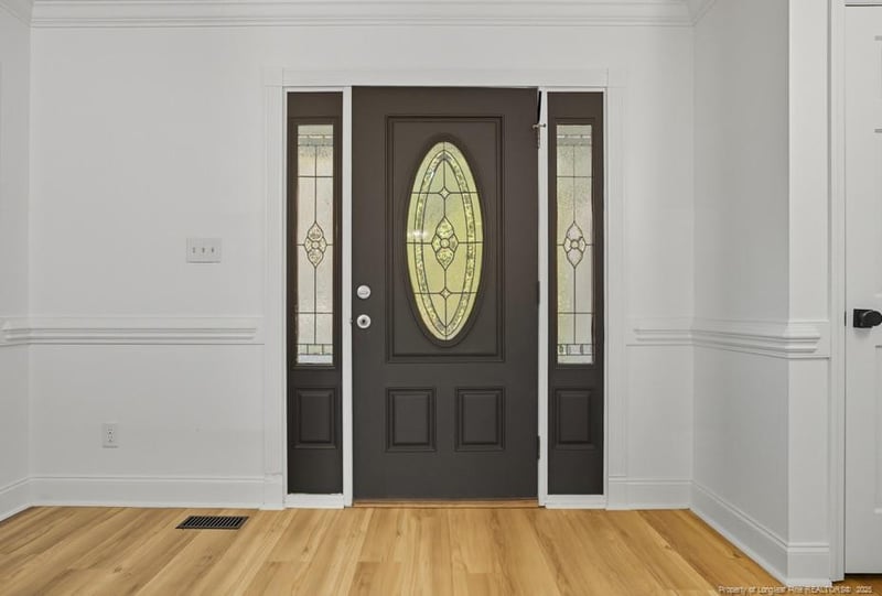 6137 Lakeway Dr, Fayetteville, NC 28306