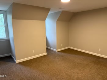 6137 River Landings Dr, Raleigh, NC 27604