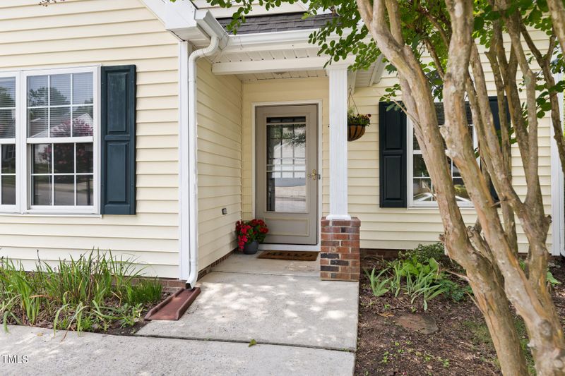 614 Ashford Ln, Durham, NC 27713
