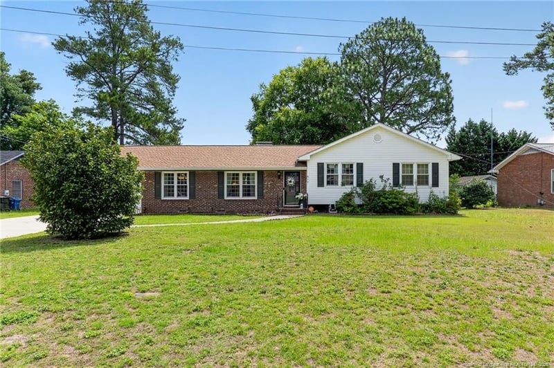 614 Garfield Dr, Fayetteville, NC 28303
