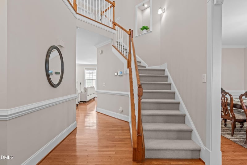 614 Gravel Brook Ct, Cary, NC 27519